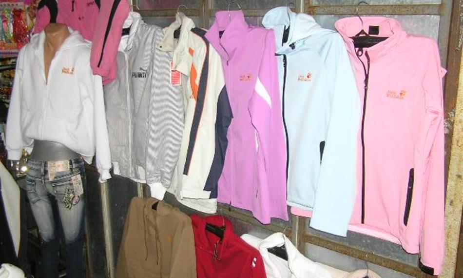 2011-4-4-122padělky 5.JPG